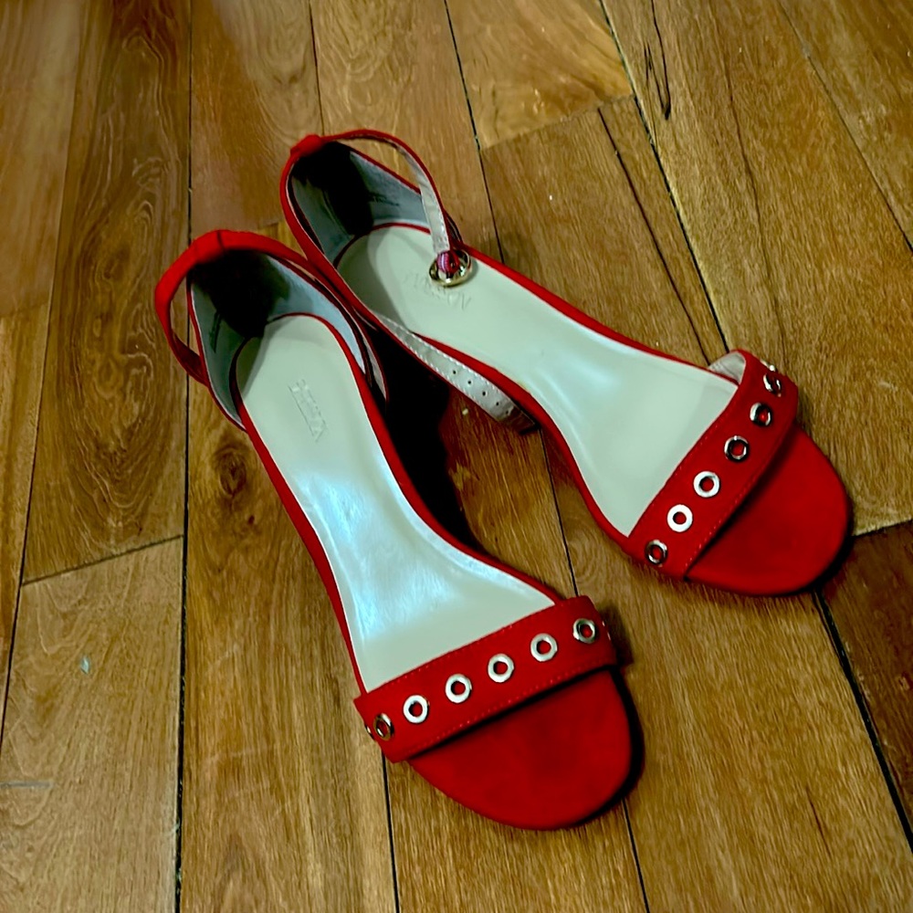 Expression heels 👠 size 8 red gold